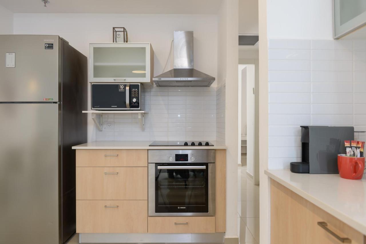 3 Ma'On - By Beach Apartments Tlv Тель-Авив Экстерьер фото